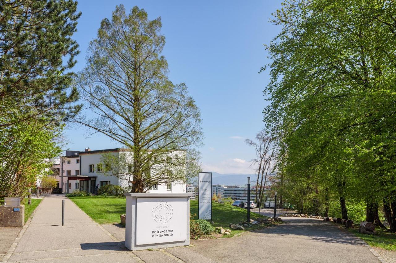 Le Domaine Hotel Villars-Sur-Glane Exterior foto